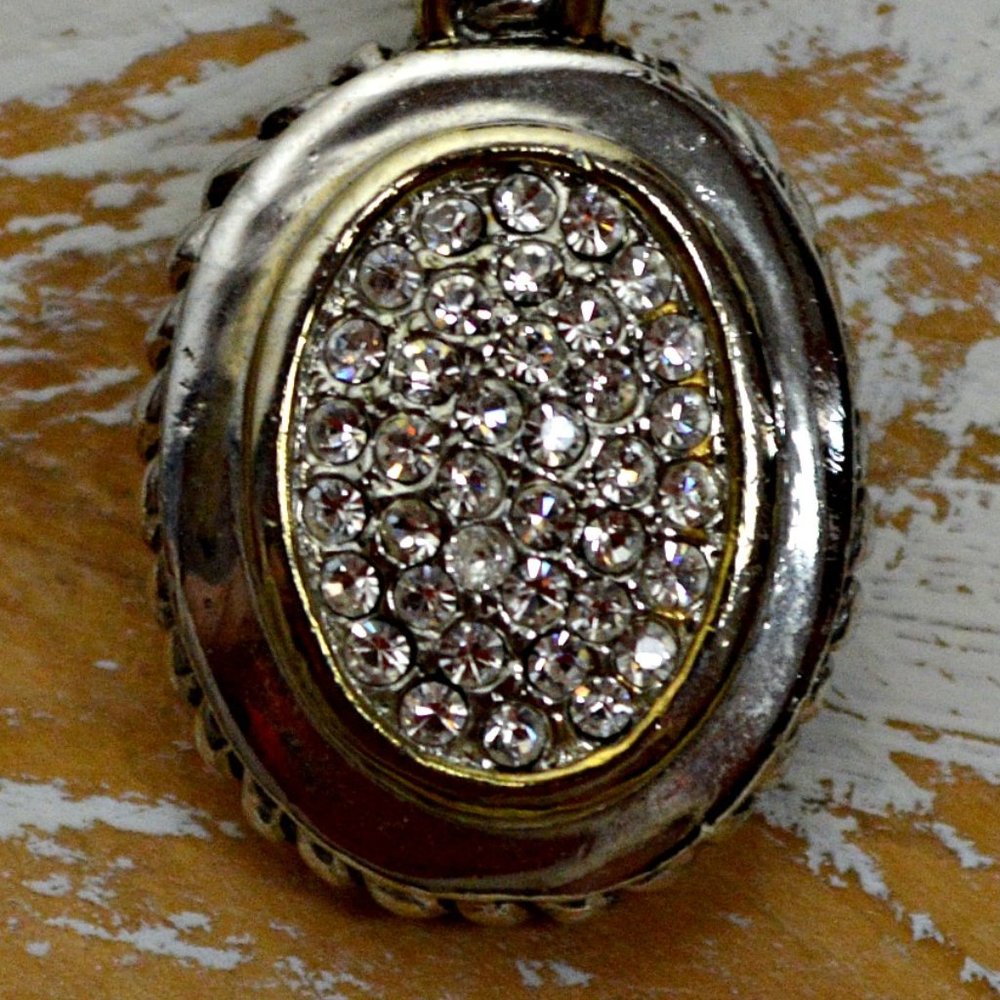 Urman Style Rhinestone Pedant - Picture 2 of 5